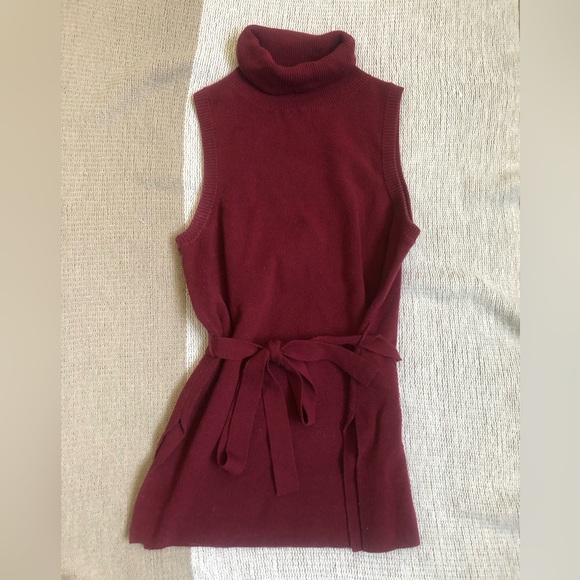 Anthropology Belted sleeveless turtleneck - Picture 5 of 12